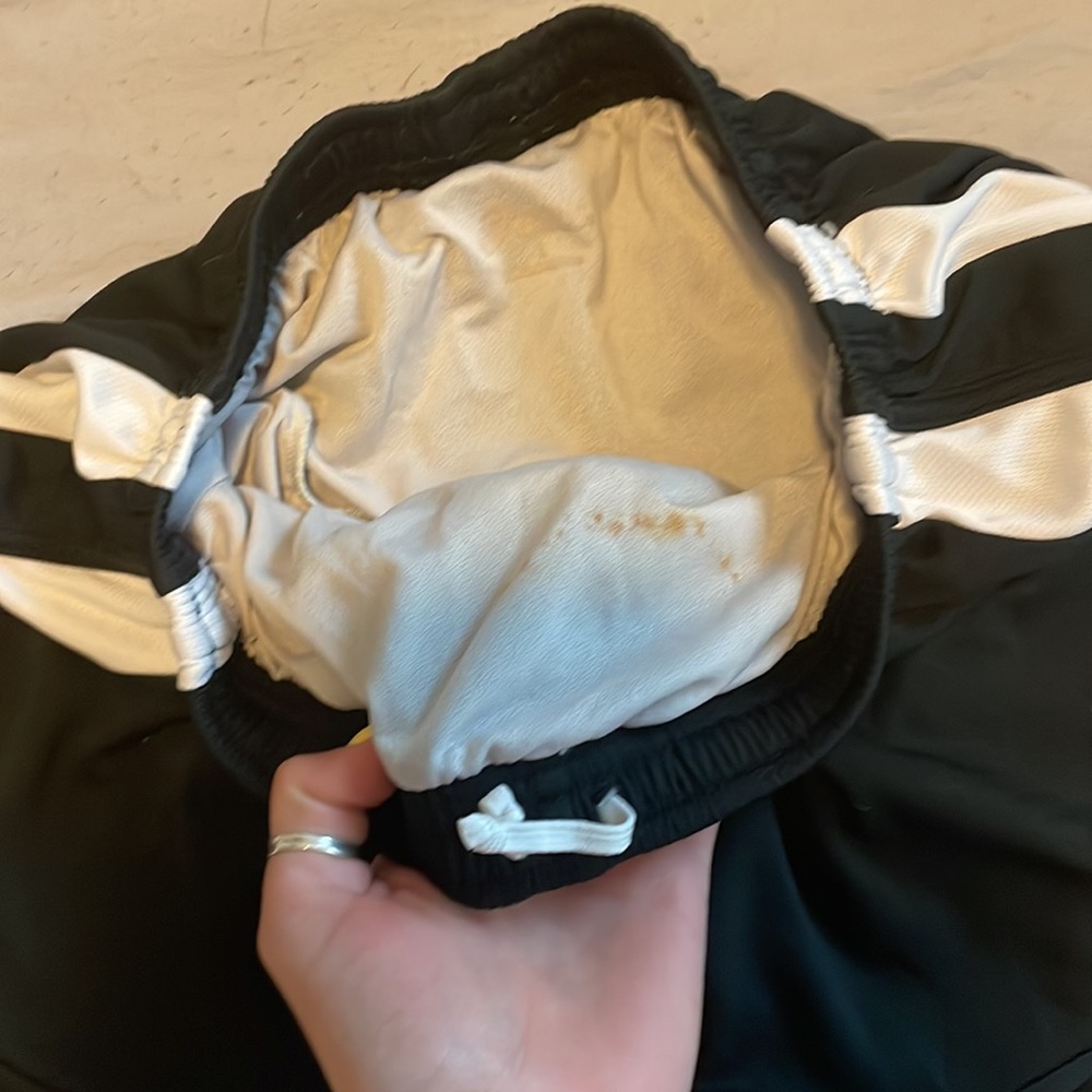 ASICS split shorts, small/medium - Picture 2 of 6